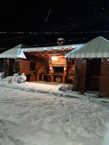 Коттедж "Пятое Колесо" 1 Lazeshchyna Buitenkant foto